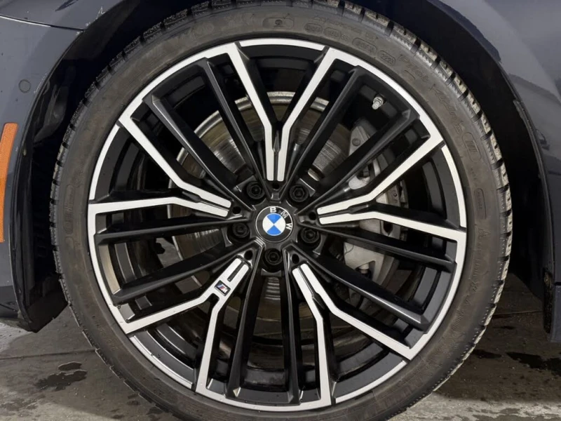 BMW 540 * М-Package* * HeadUp* AвтоКредит* (ЦЕНА ДО БГ), снимка 6 - Автомобили и джипове - 53434359