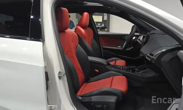 BMW 135 XDRIVE | 360 | HEAD UP | 2025 | ���� �� �� |  | Mobile.bg � ����������� 11