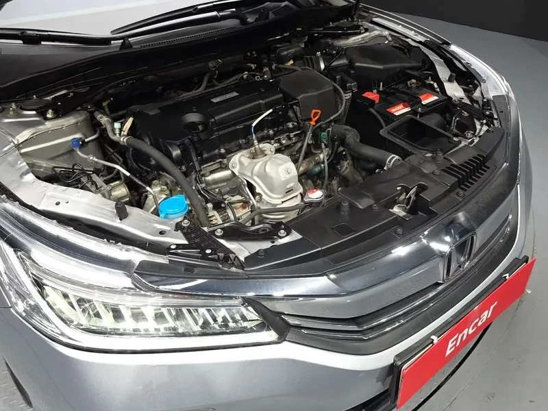Honda Accord 2.4 9Th Generation, снимка 12 - Автомобили и джипове - 55841506