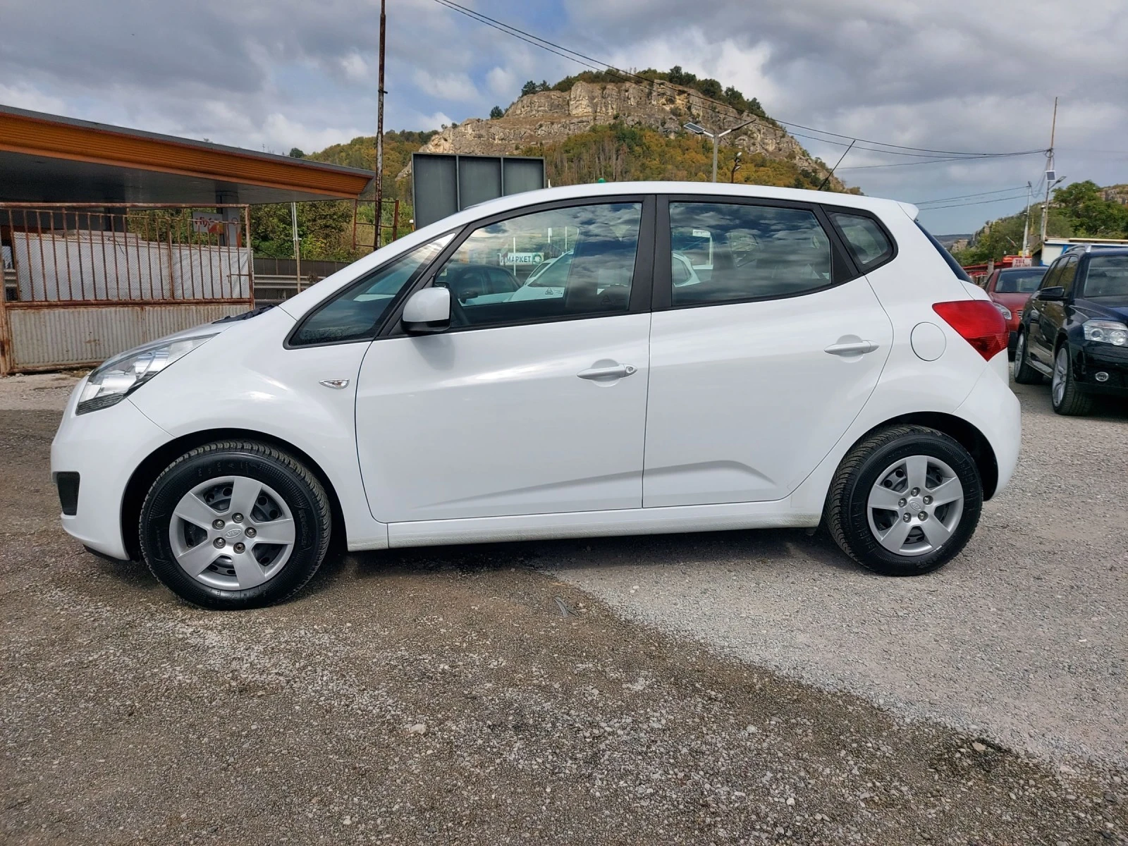 Kia Venga 1.4i-90к.с! - изображение 3