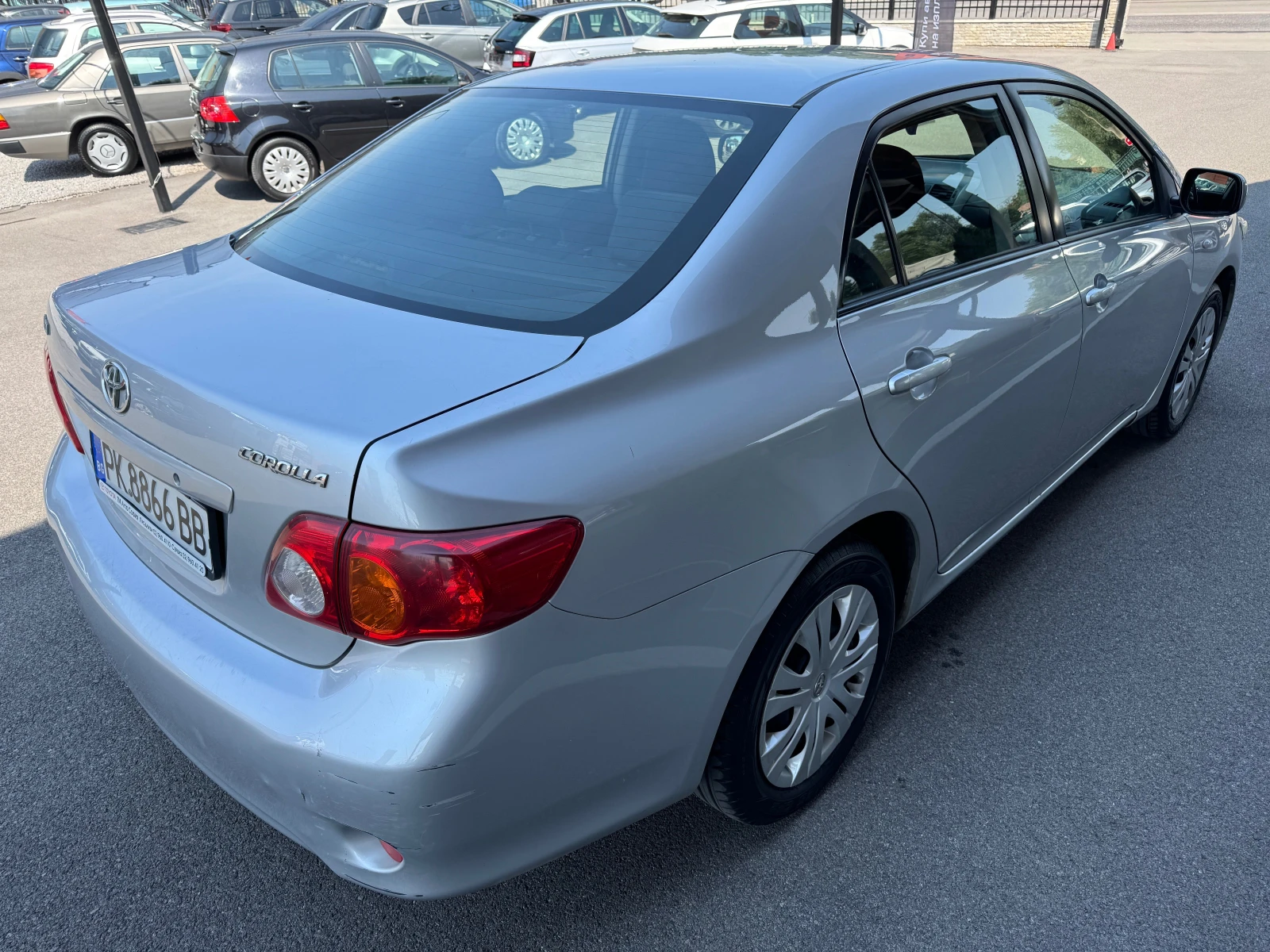 Toyota Corolla 1.4  - изображение 6