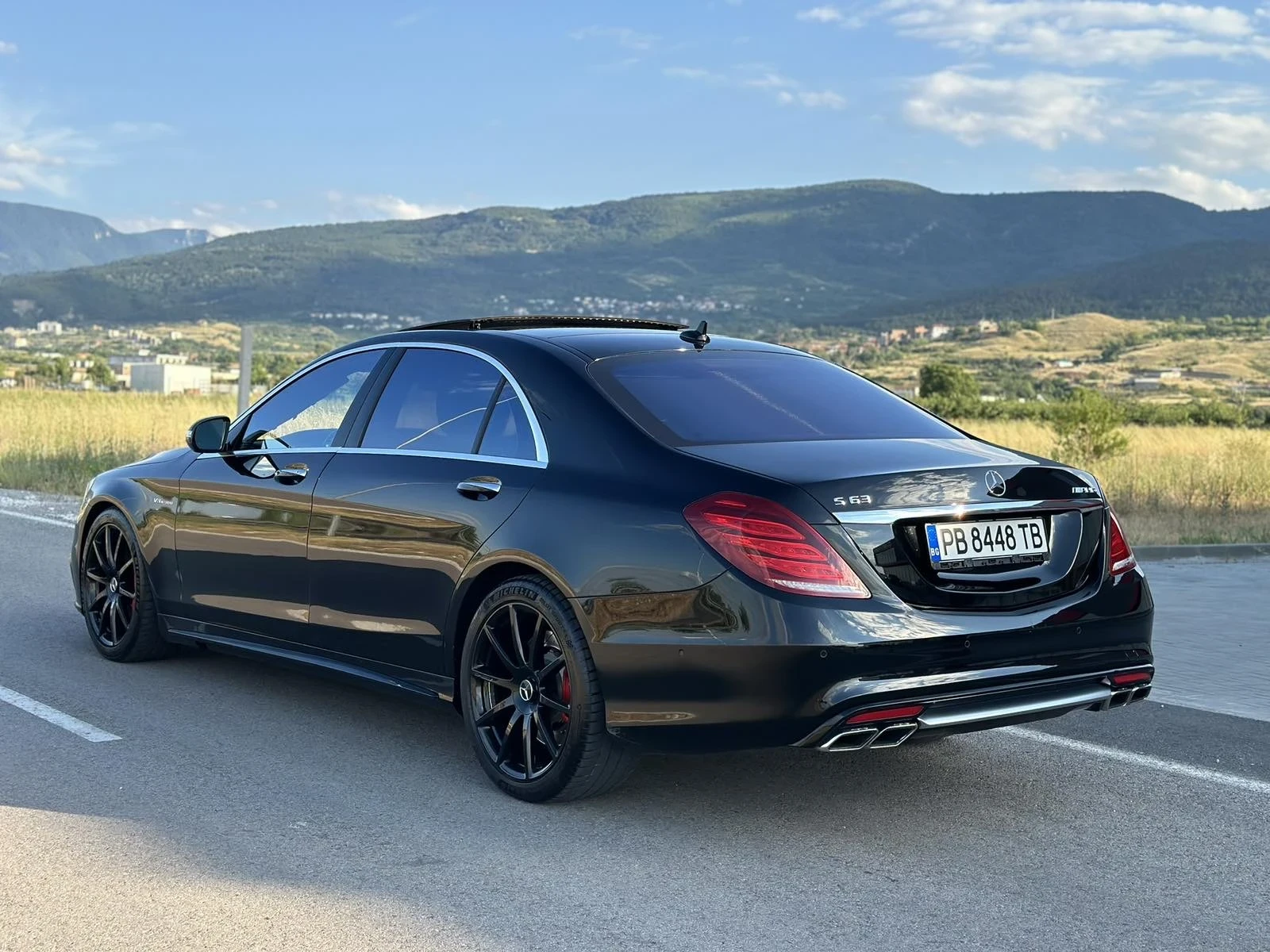 Mercedes-Benz S 63 AMG  - изображение 2