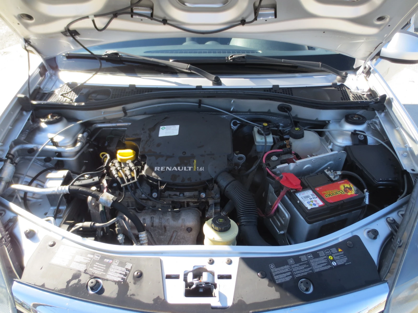 Dacia Sandero 1.6 i STEPWAY | Mobile.bg — изображение 17