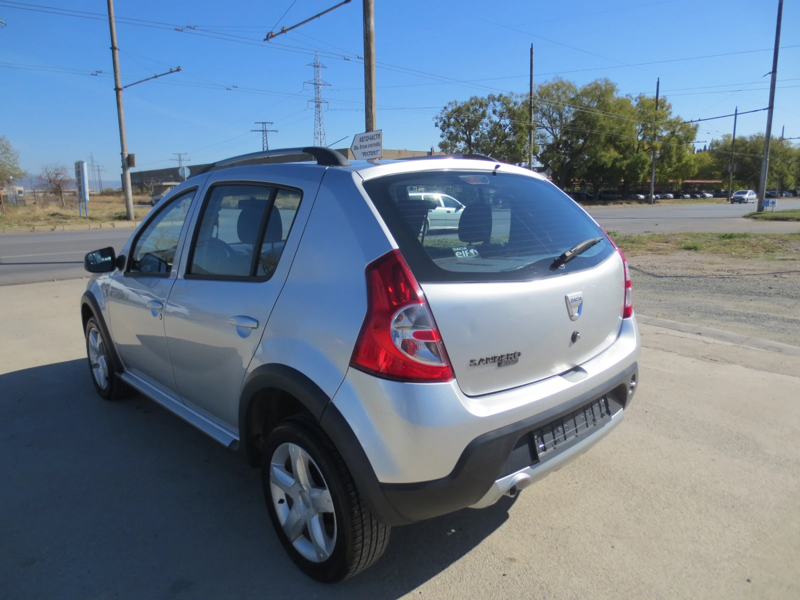 Dacia Sandero 1.6 i STEPWAY - изображение 7