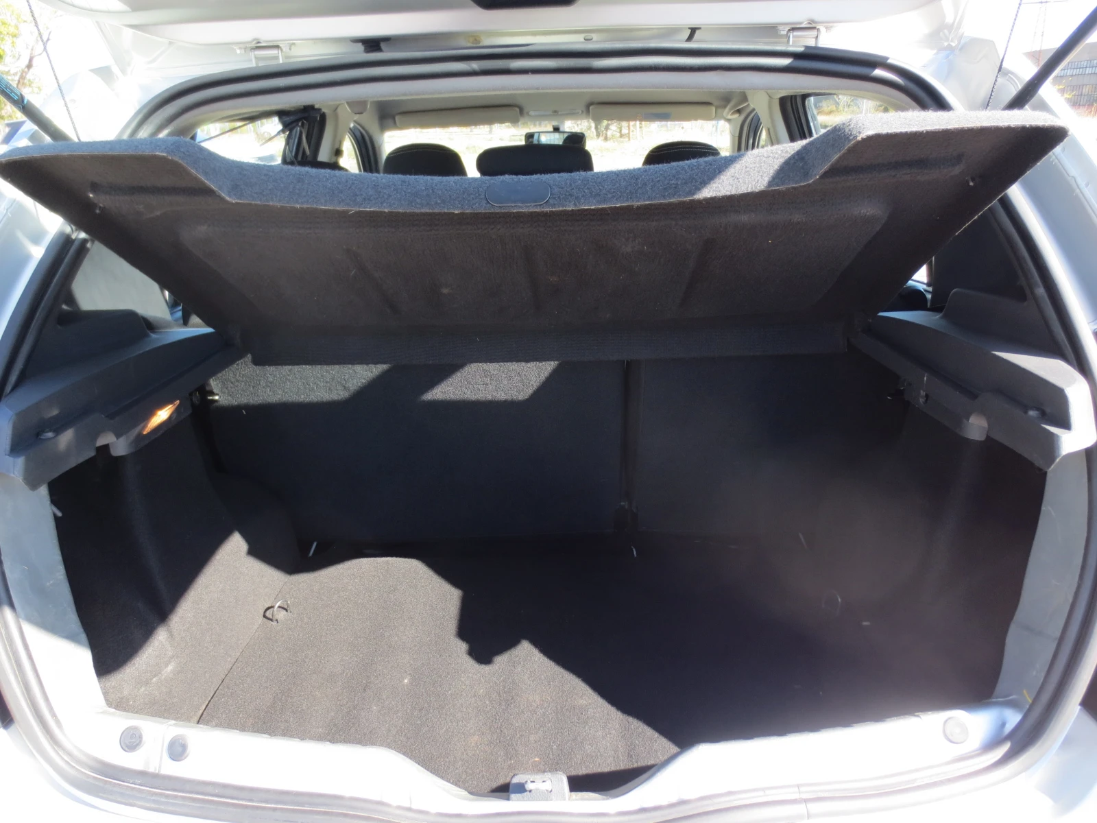 Dacia Sandero 1.6 i STEPWAY | Mobile.bg — изображение 16