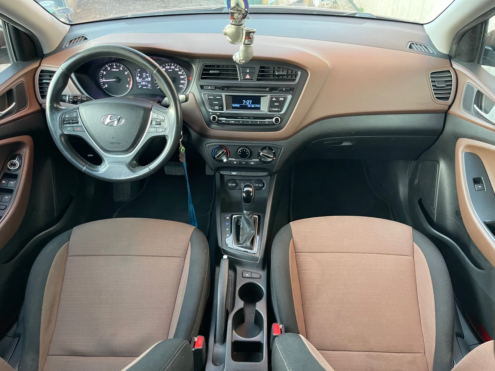 Hyundai I20 1.4i* Automatic* Klima* 140 000KM - изображение 6