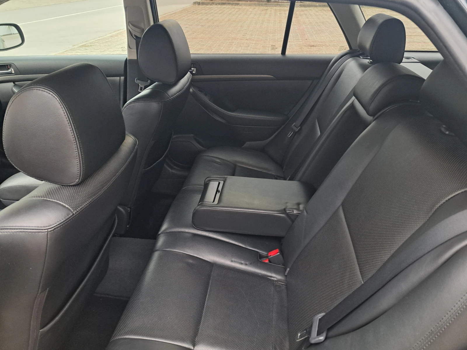 Toyota Avensis 2.2 D-CAT | Mobile.bg   11