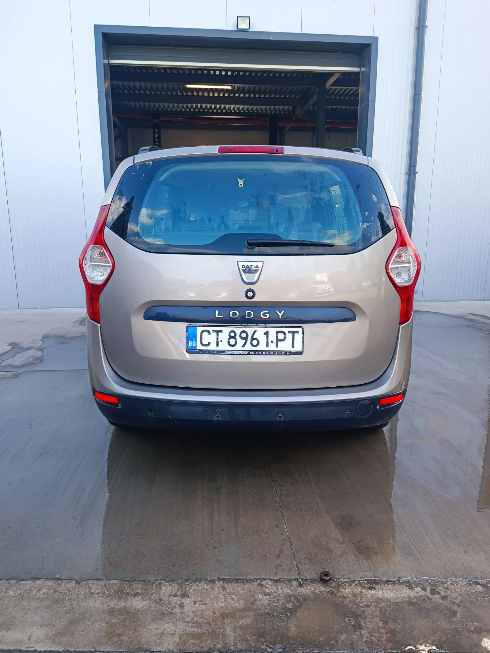 Dacia Lodgy 1.2i 6+ 1места - изображение 4