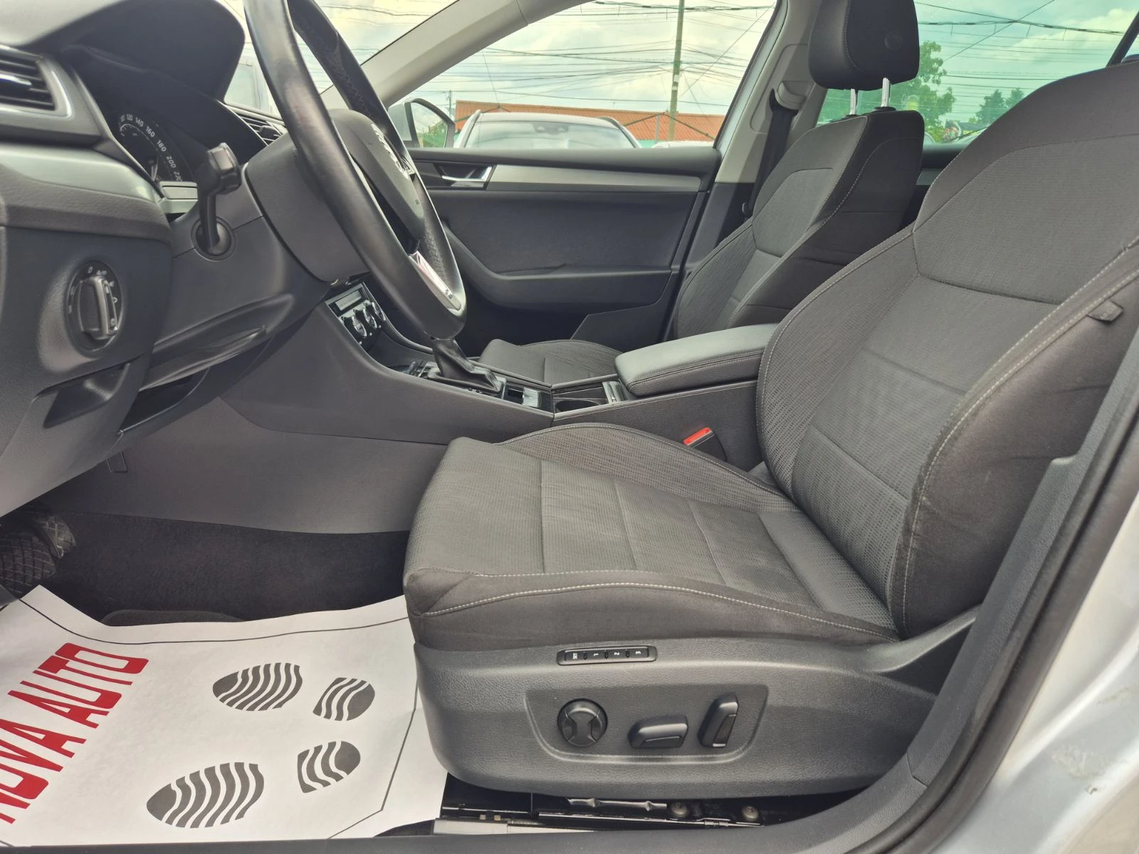 Skoda Superb 2.0D-190кс-4X4-DSG-200000км-СУПЕР СЪСТОЯНИЕ  - изображение 7
