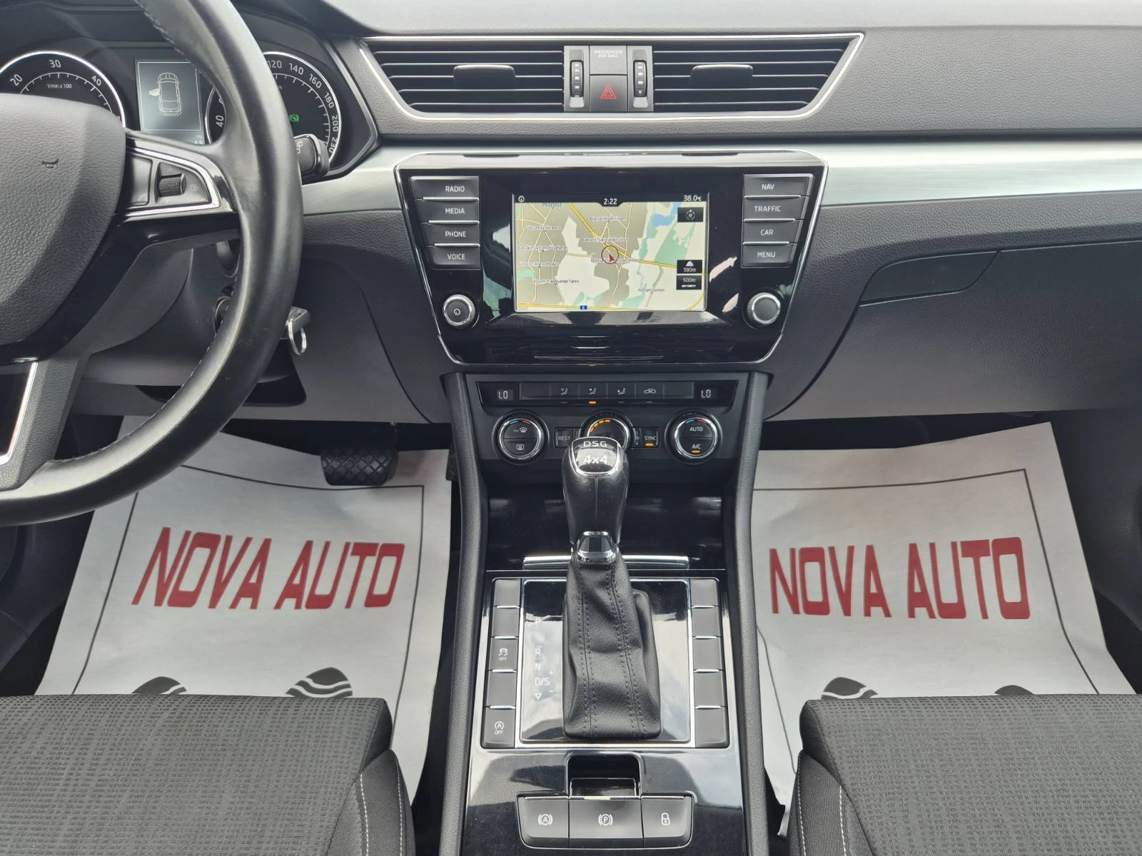 Skoda Superb 2.0D-190кс-4X4-DSG-200000км-СУПЕР СЪСТОЯНИЕ  - изображение 10