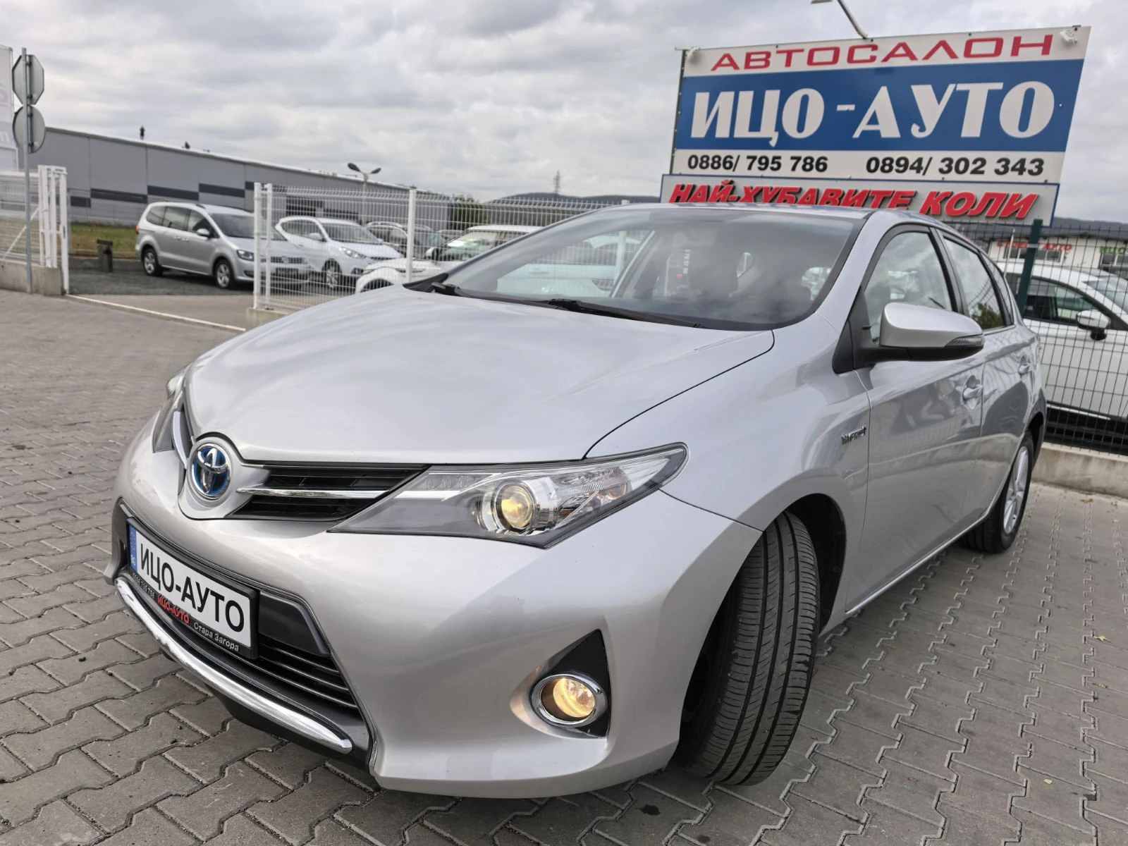 Toyota Auris 1, 8i-99k.c.АВТОМАТ, НАВИ, LED, EBPO 6! - изображение 2