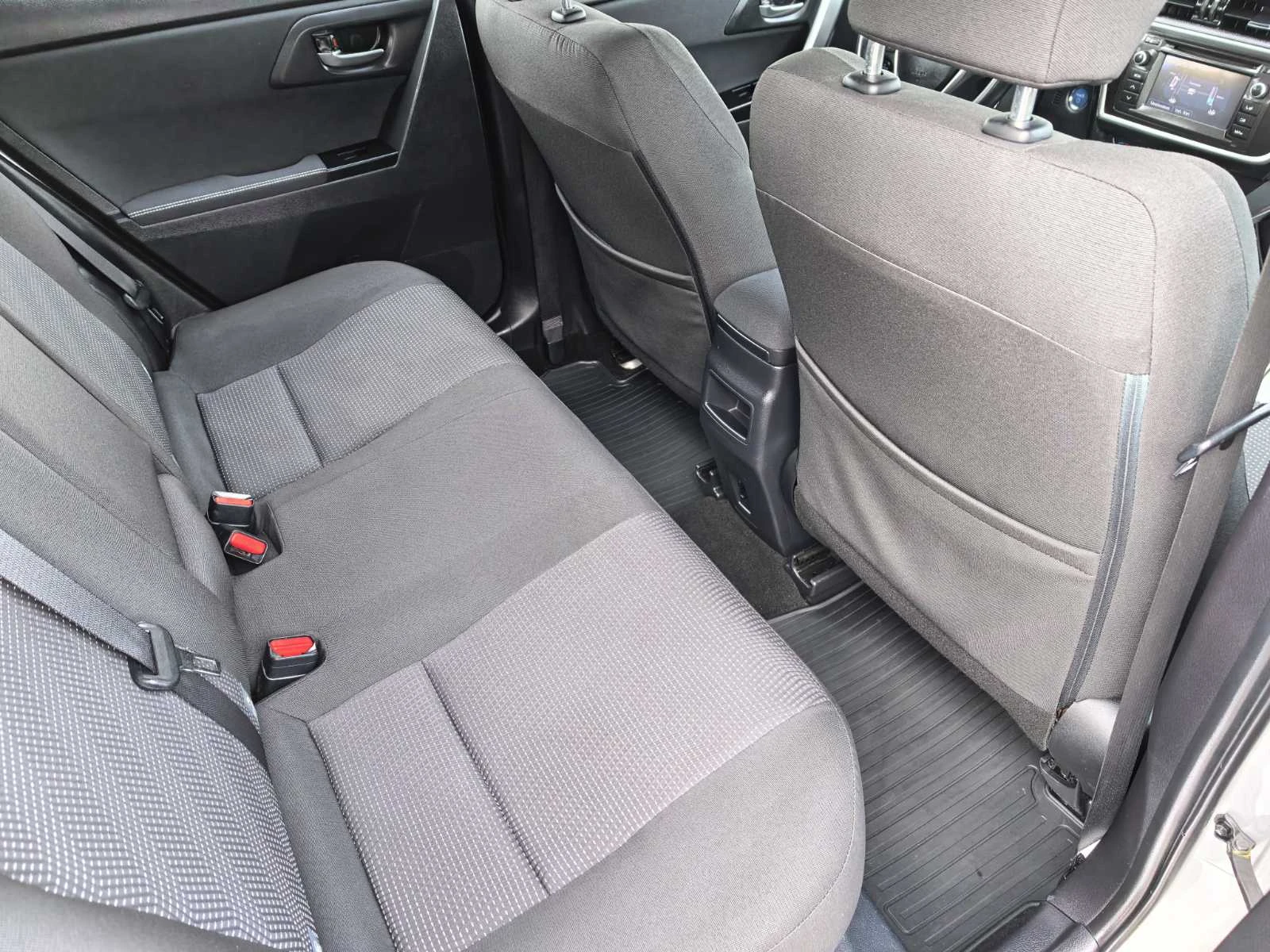 Toyota Auris 1, 8i-99k.c., , LED, EBPO 6! | Mobile.bg   14