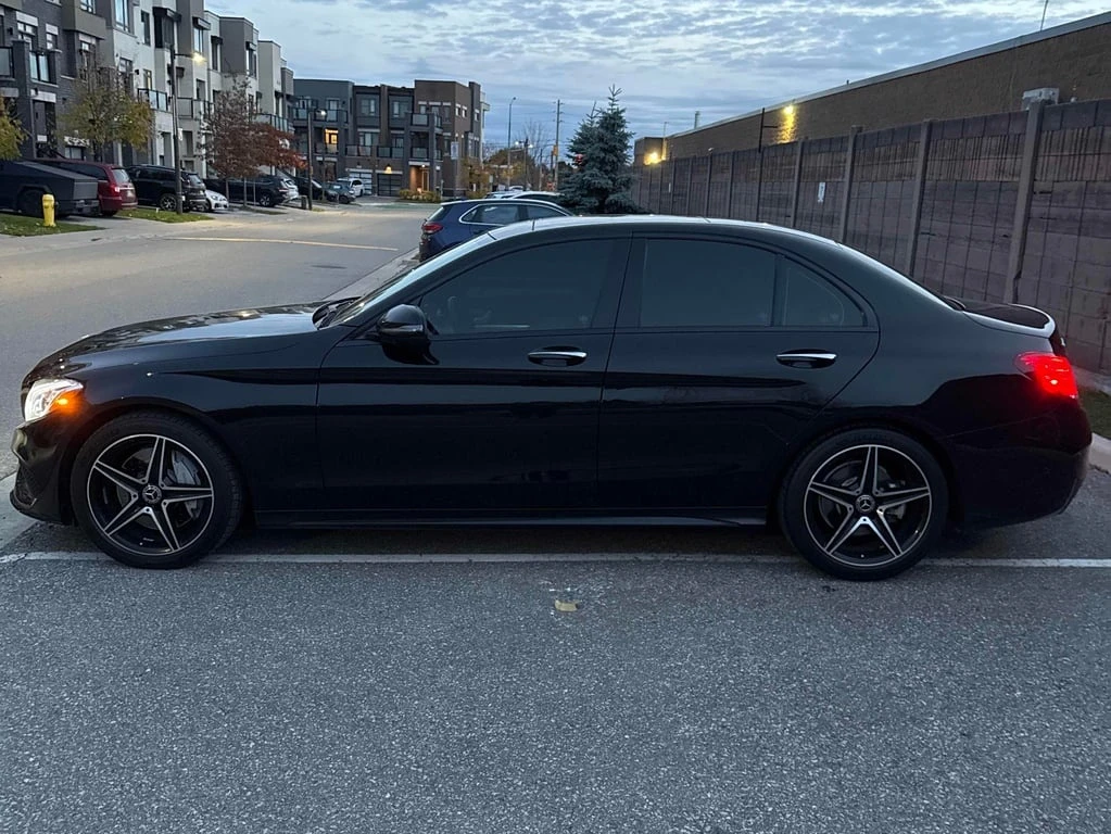 Mercedes-Benz C 300 * CARFAX * БЕЗ ПЪРВОНАЧАЛНА ВНОСКА - изображение 2