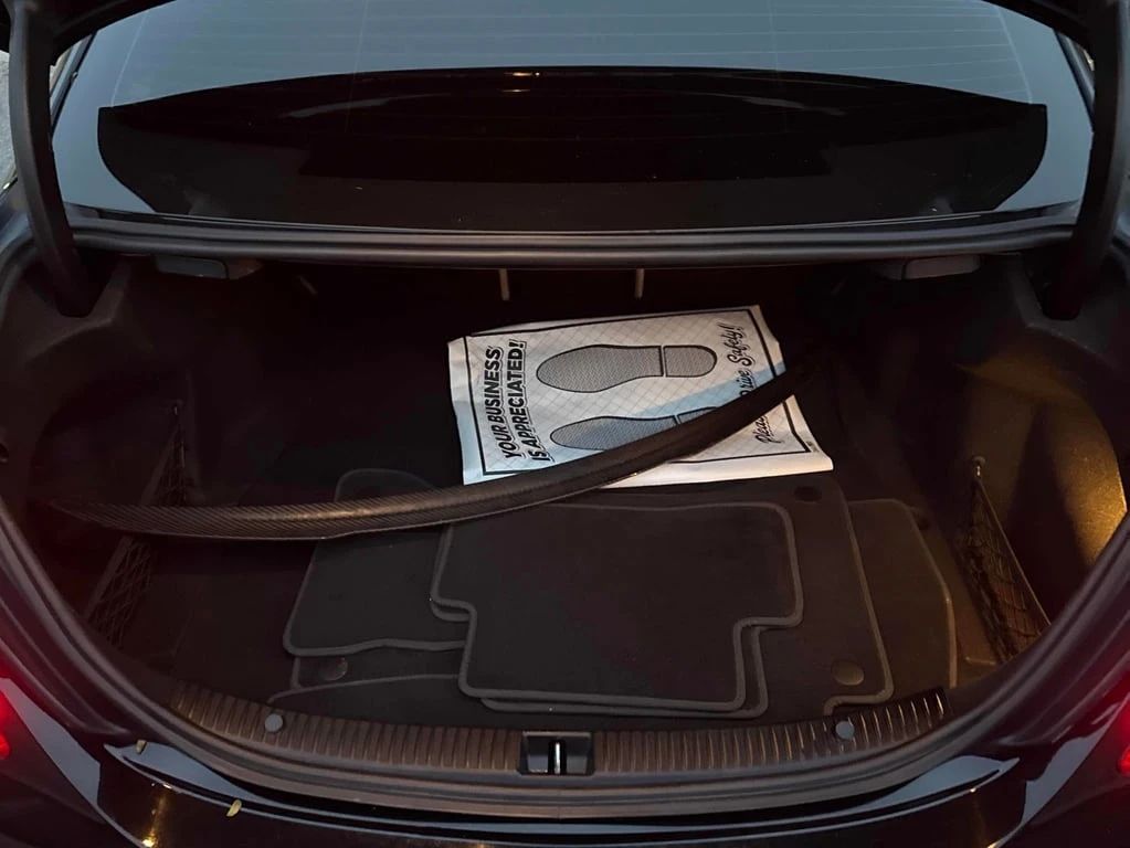 Mercedes-Benz C 300 * CARFAX * БЕЗ ПЪРВОНАЧАЛНА ВНОСКА - изображение 10