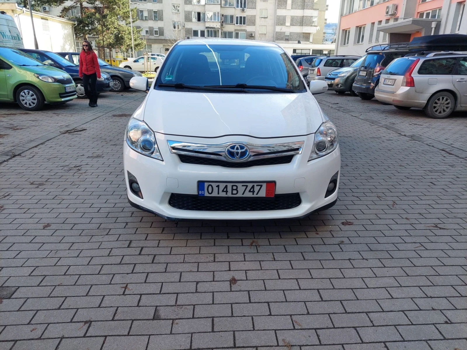 Toyota Auris 1.8VVTI HYBRID 161000км. ТОП - изображение 2