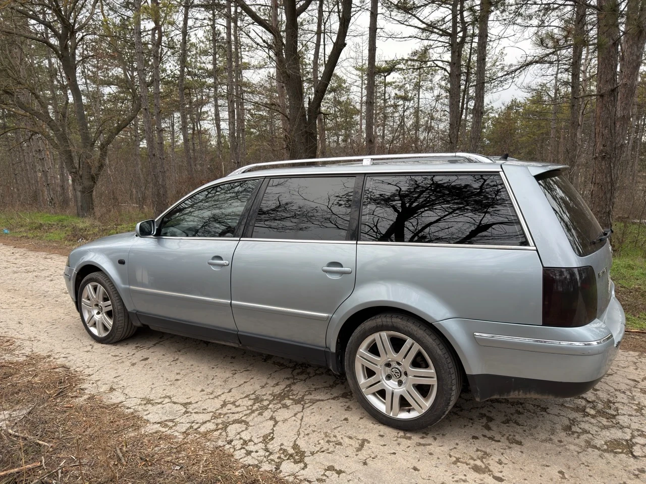 VW Passat 1.9  - изображение 5