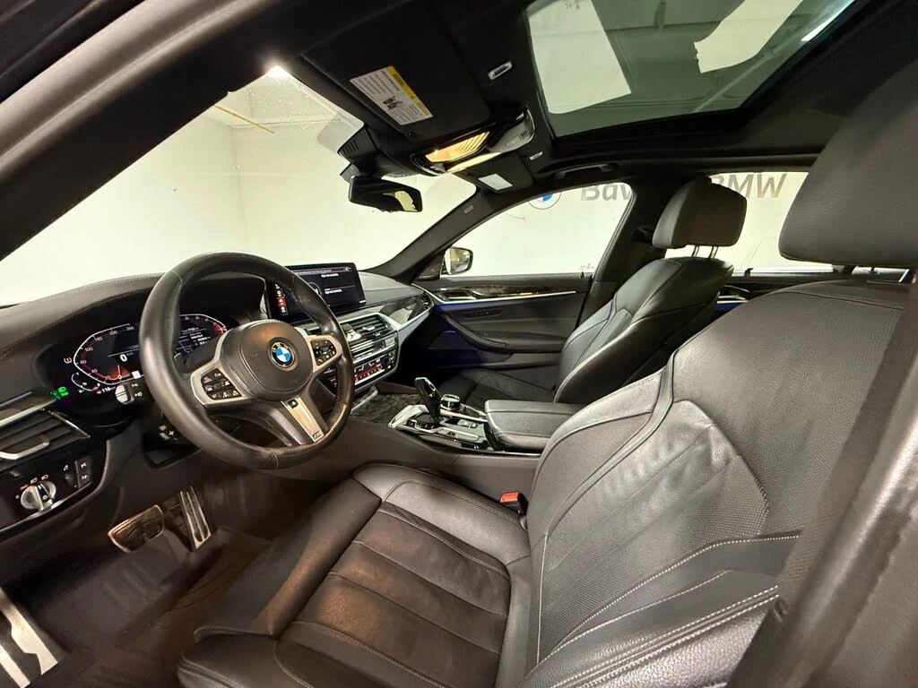 BMW 540 * М-Package* * HeadUp* AвтоКредит* (ЦЕНА ДО БГ) - изображение 8