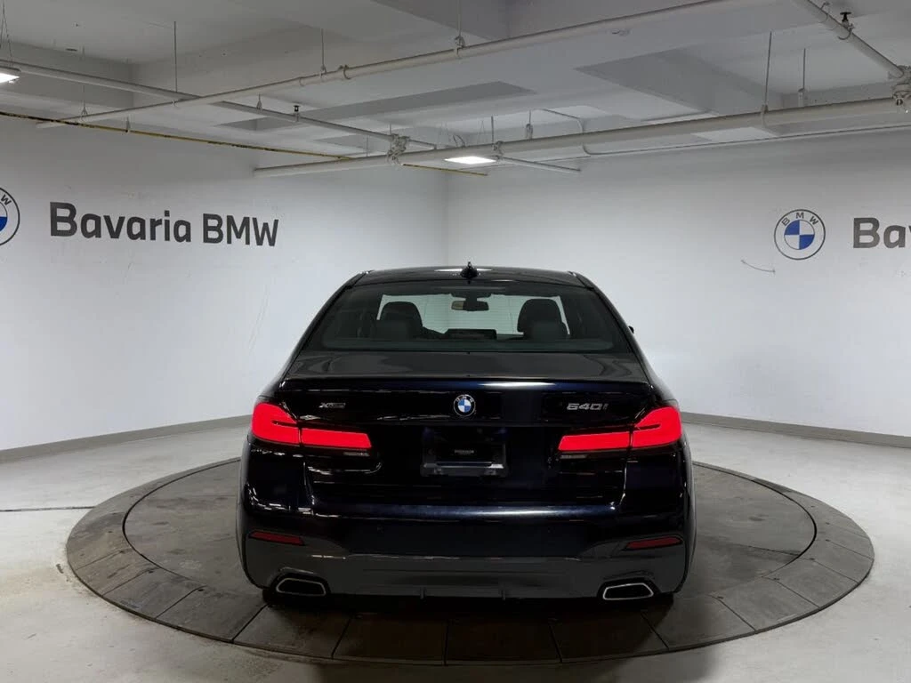 BMW 540 * М-Package* * HeadUp* AвтоКредит* (ЦЕНА ДО БГ) - изображение 5