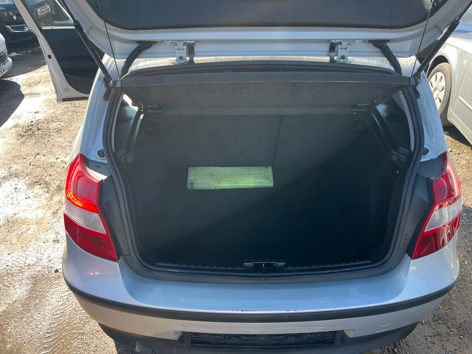 BMW 118 2.0 ������/������� | Mobile.bg � ����������� 10