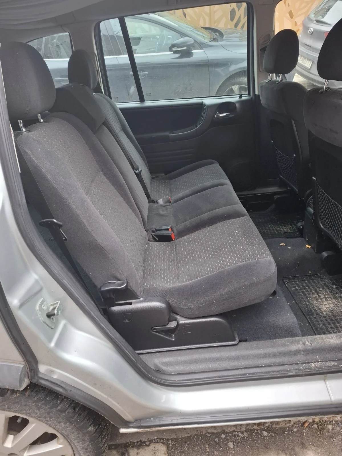 Opel Zafira, снимка 8 - Автомобили и джипове - 53866888