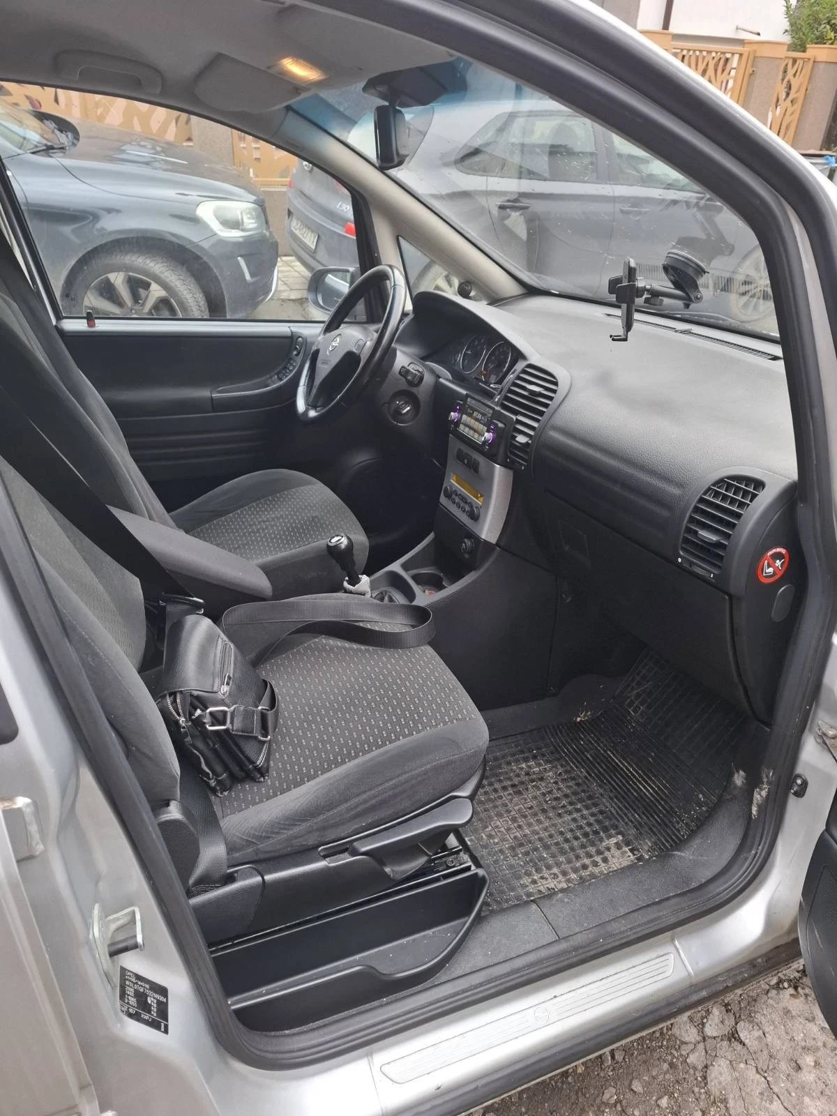 Opel Zafira, снимка 5 - Автомобили и джипове - 53866888