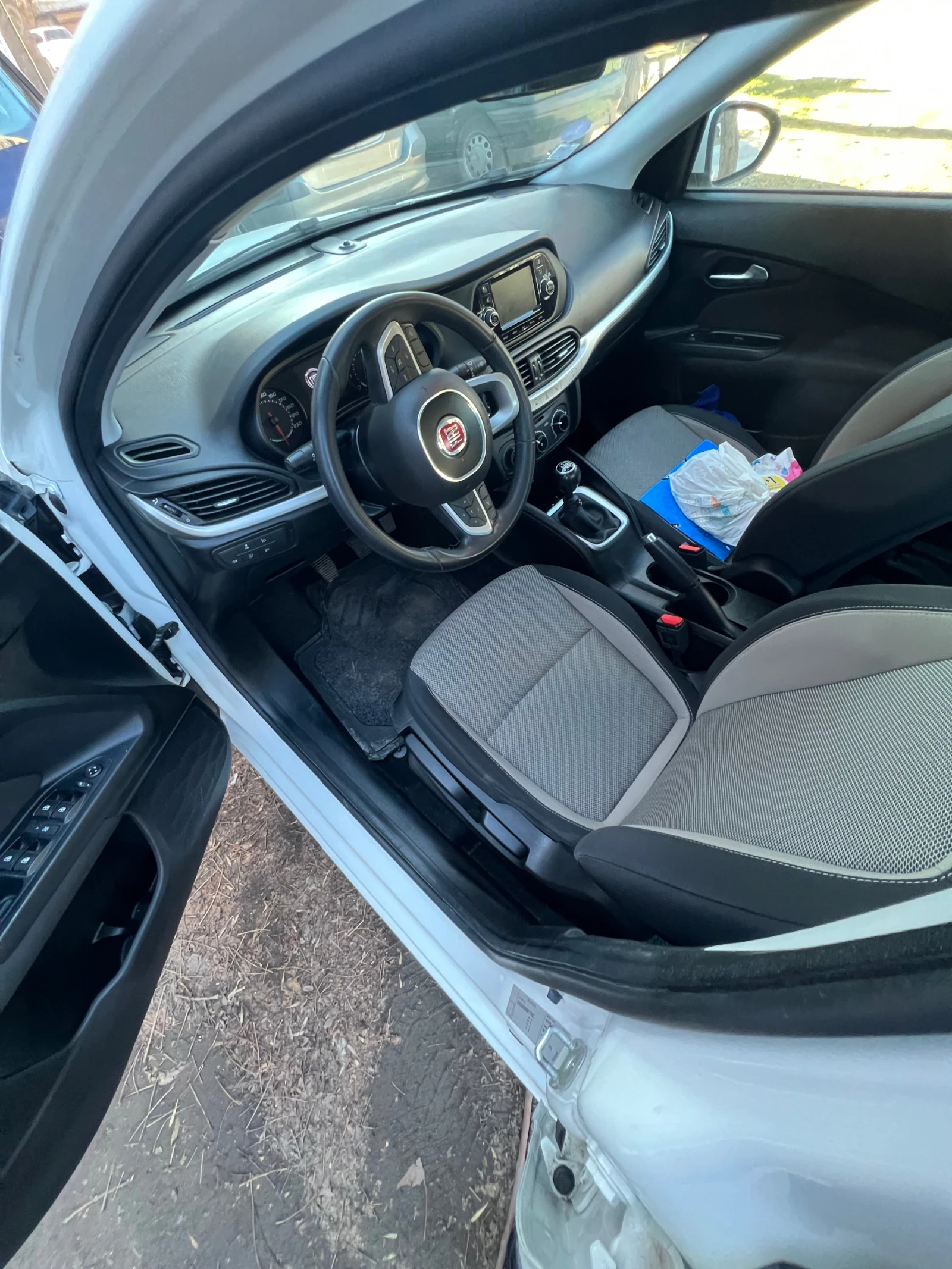 Fiat Tipo 1.4i, снимка 9 - Автомобили и джипове - 53929210