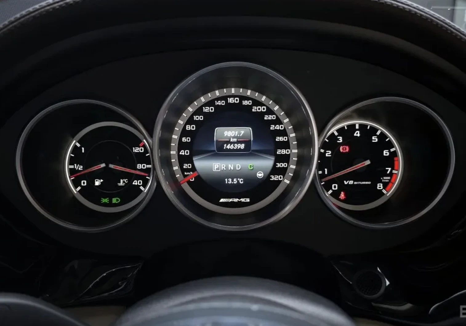 Mercedes-Benz CLS 63 AMG 4MATIC* КОжа* Подгрев* Обдухване* Кейлес* МАСАЖИ* , снимка 8 - Автомобили и джипове - 54021372