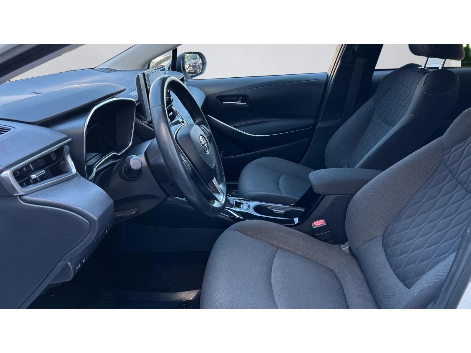 Toyota Corolla 1.5i A/T, ������� ������ �� 198   | Mobile.bg � ����������� 10