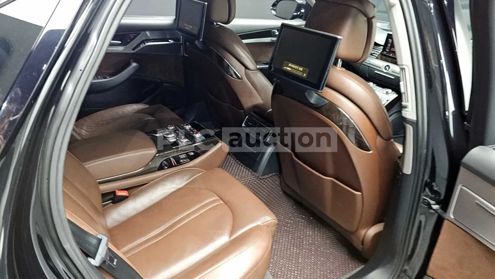 Audi A8 | DISTRONIC | HUD | ОБДУХВАНЕ | МАСАЖИ | , снимка 12 - Автомобили и джипове - 54656412