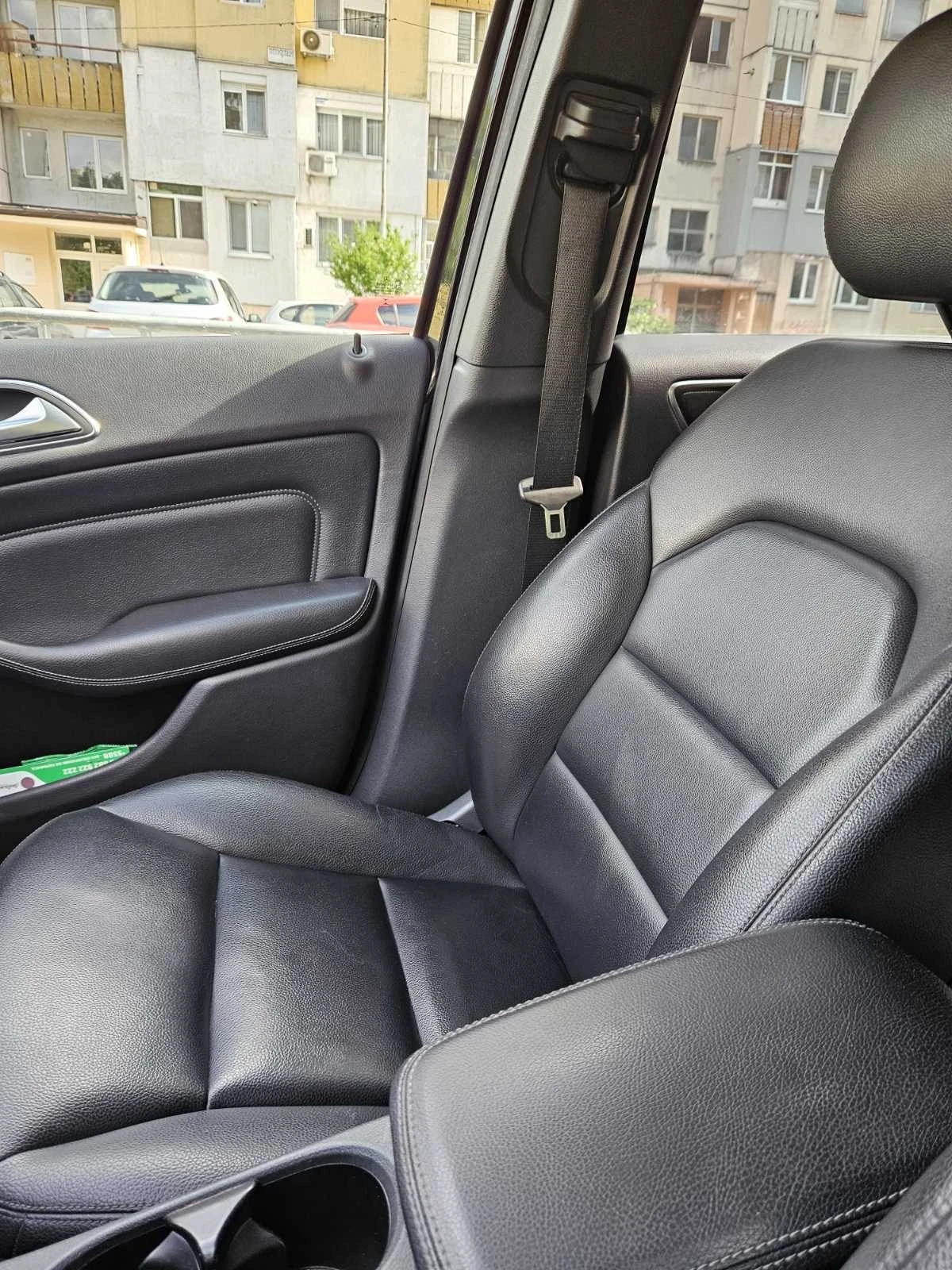 Mercedes-Benz B 200, снимка 6 - Автомобили и джипове - 54758343