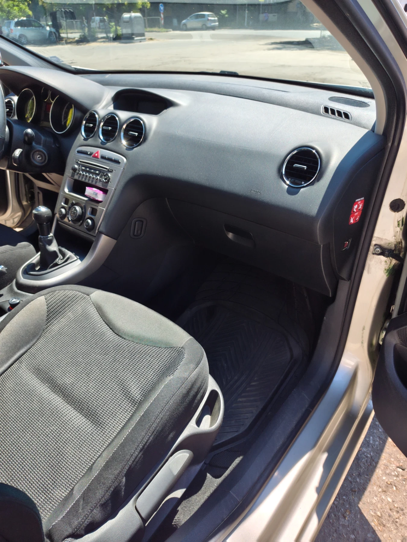 Peugeot 308, снимка 9 - Автомобили и джипове - 55599049