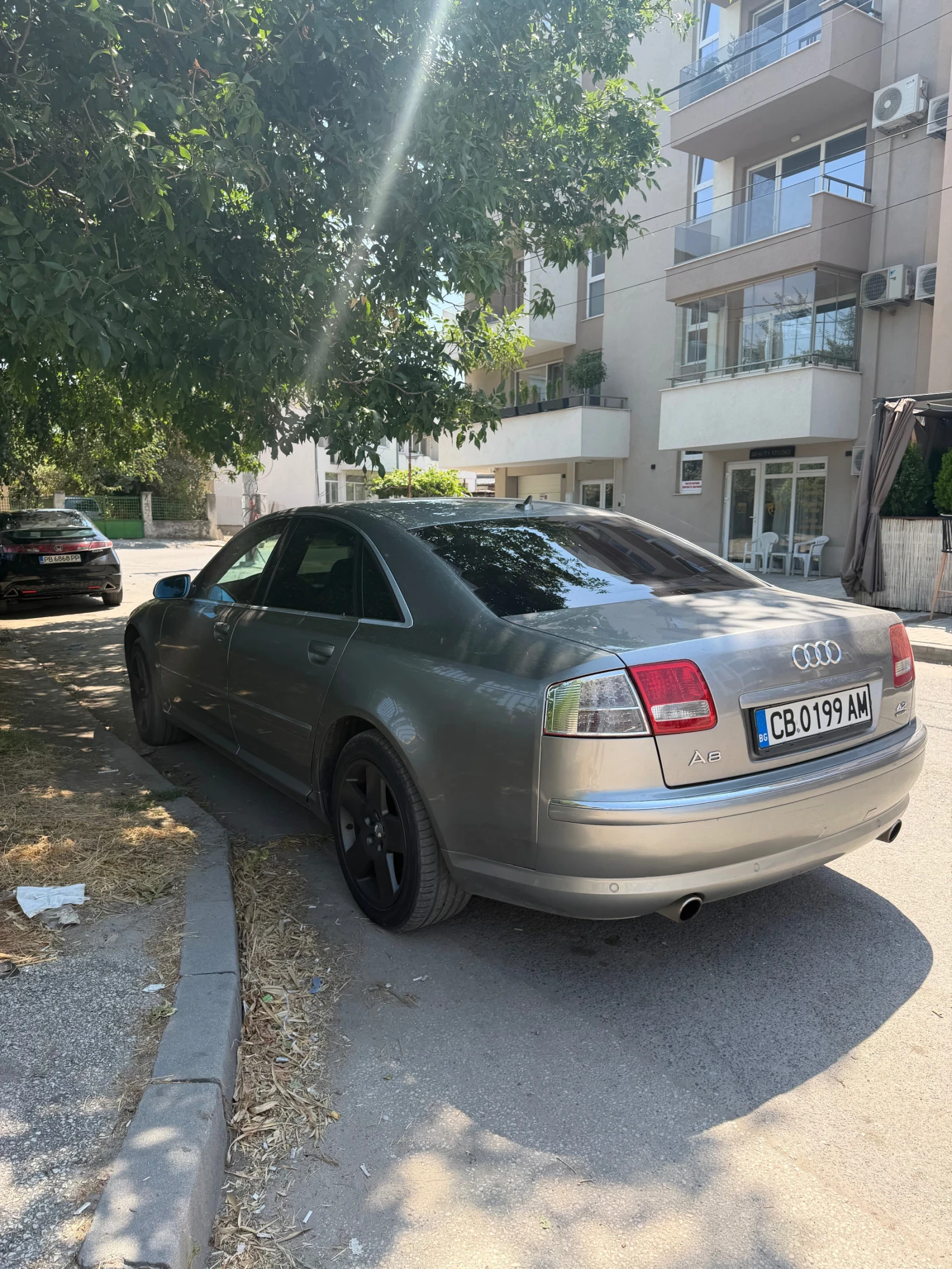 Audi A8 Audi a8 d3 lpg 4, 2 , снимка 5 - Автомобили и джипове - 55652298