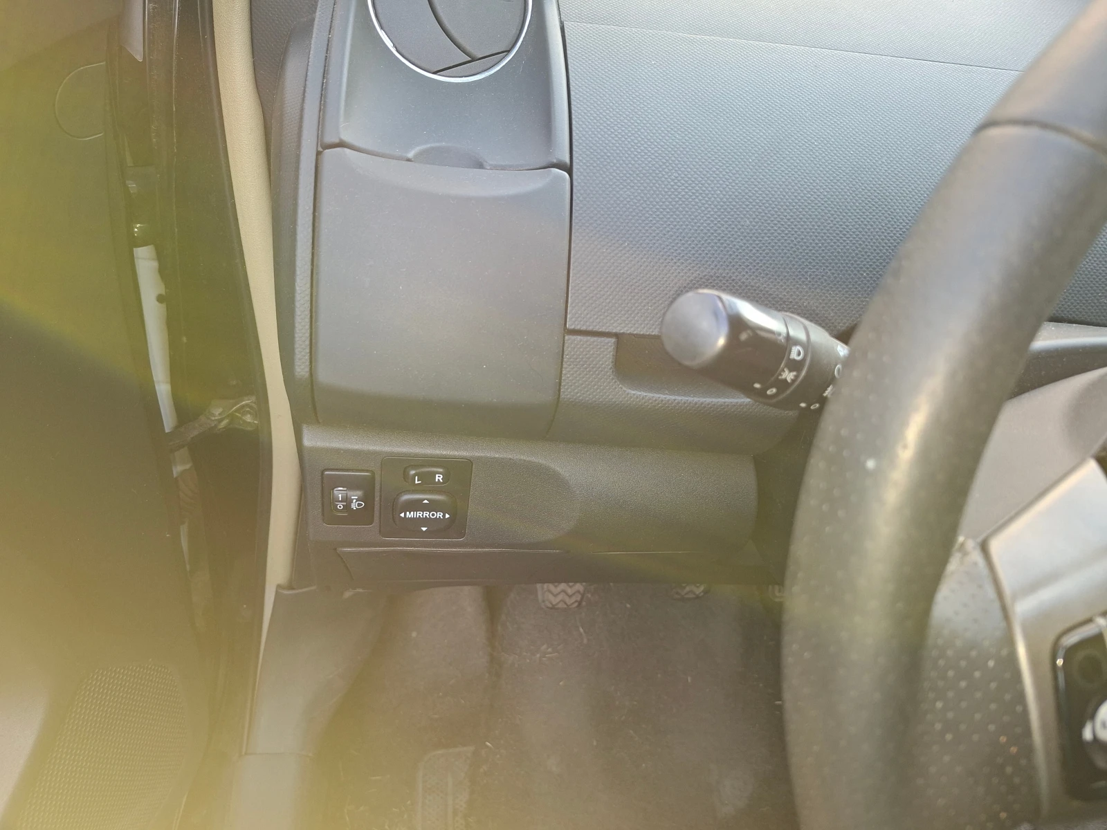 Toyota Yaris 1, 33 VVT-i, снимка 16 - Автомобили и джипове - 56022897