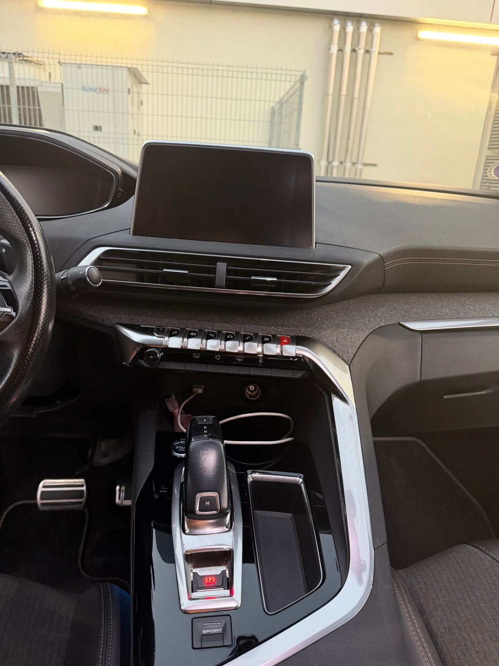 Peugeot 5008, снимка 11 - Автомобили и джипове - 56023729