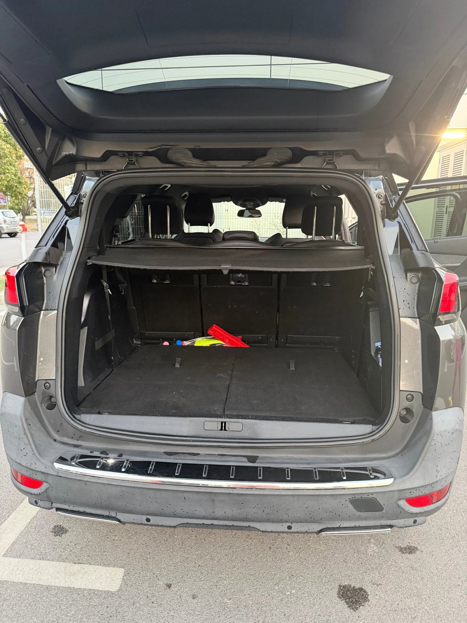 Peugeot 5008, снимка 5 - Автомобили и джипове - 56023729