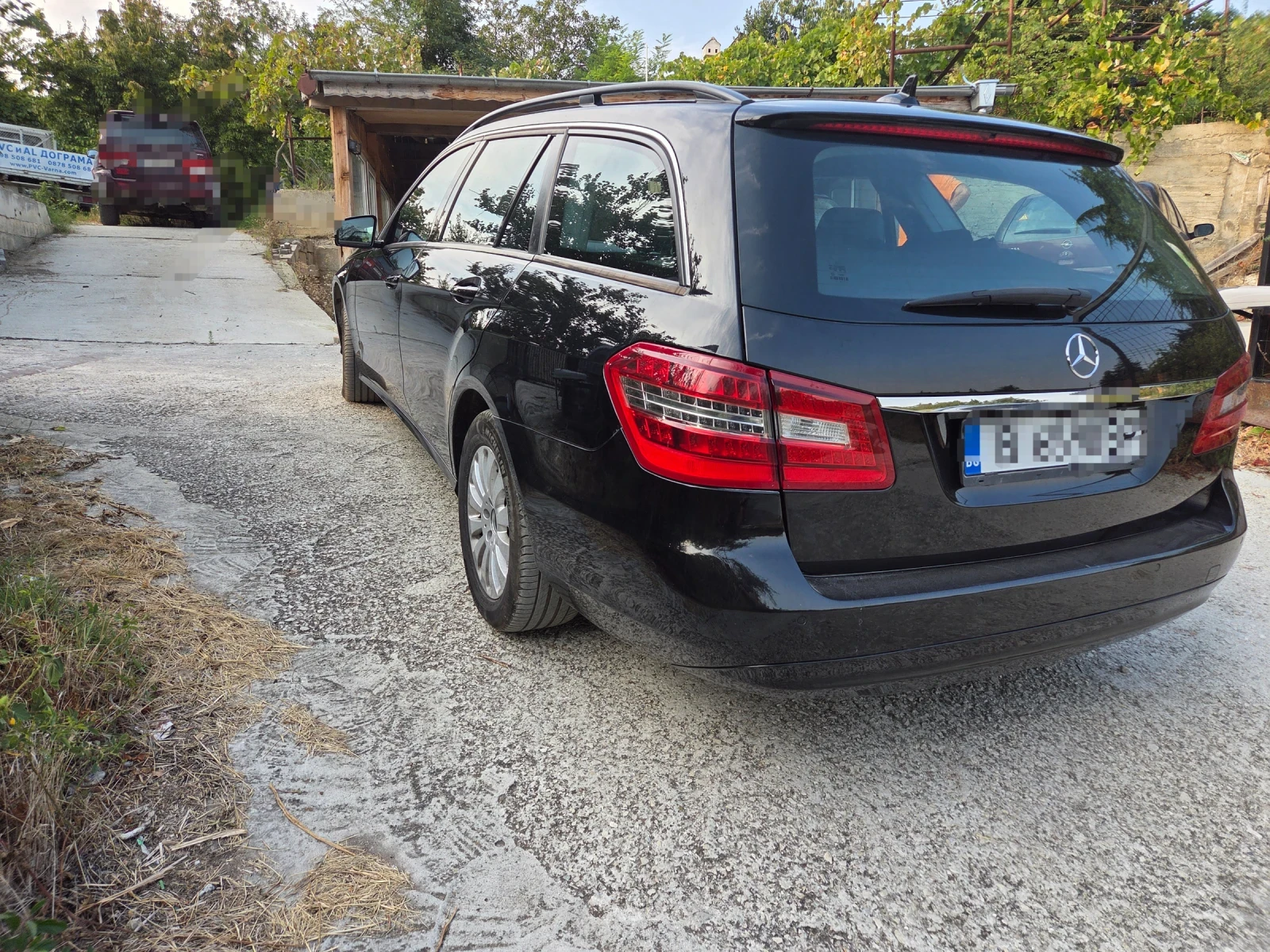 Mercedes-Benz E 220, снимка 6 - Автомобили и джипове - 56047146