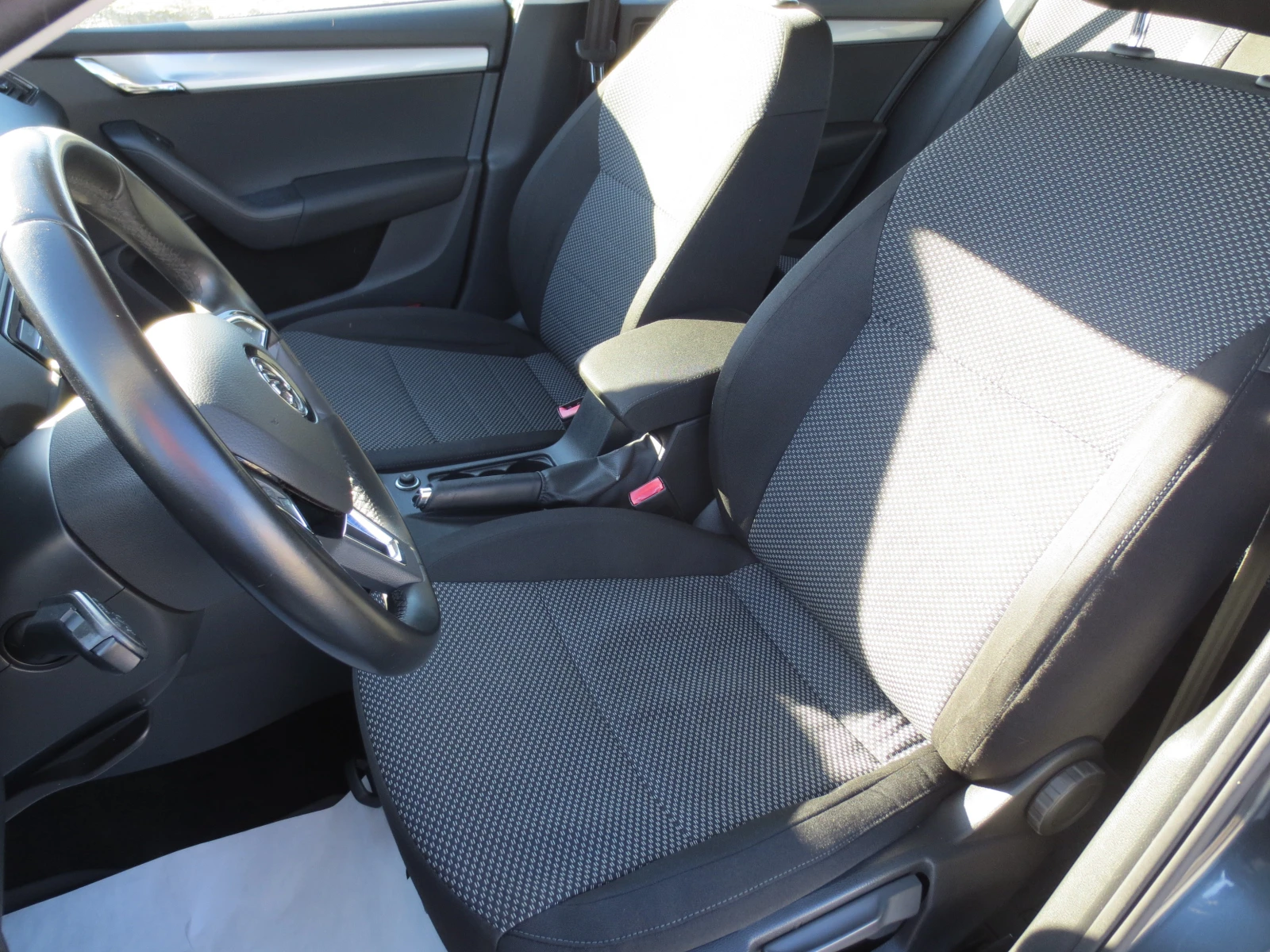 Skoda Octavia 1.6 TDI DsG | Mobile.bg � ����������� 10
