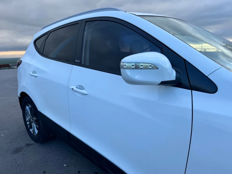 Hyundai IX35, снимка 3 - Автомобили и джипове - 52595224