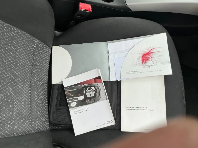 Audi Q5 2.0 TDI, снимка 16 - Автомобили и джипове - 52789554