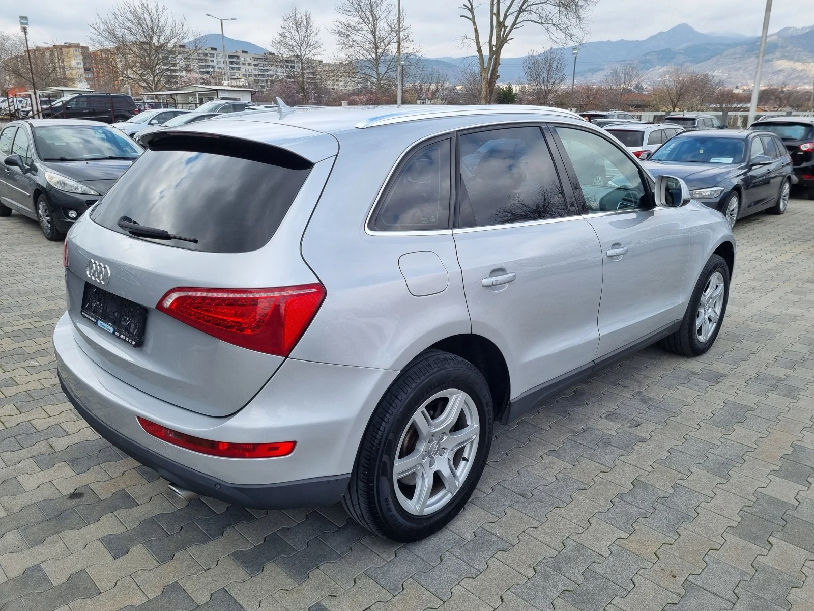 Audi Q5 3.0TDi-239ps QUATTRO* КАМЕРА, LED* СЕРВИЗНА ИСТОРИ - изображение 6