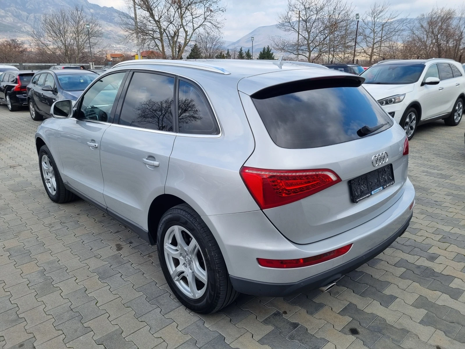 Audi Q5 3.0TDi-239ps QUATTRO* КАМЕРА, LED* СЕРВИЗНА ИСТОРИ - изображение 4