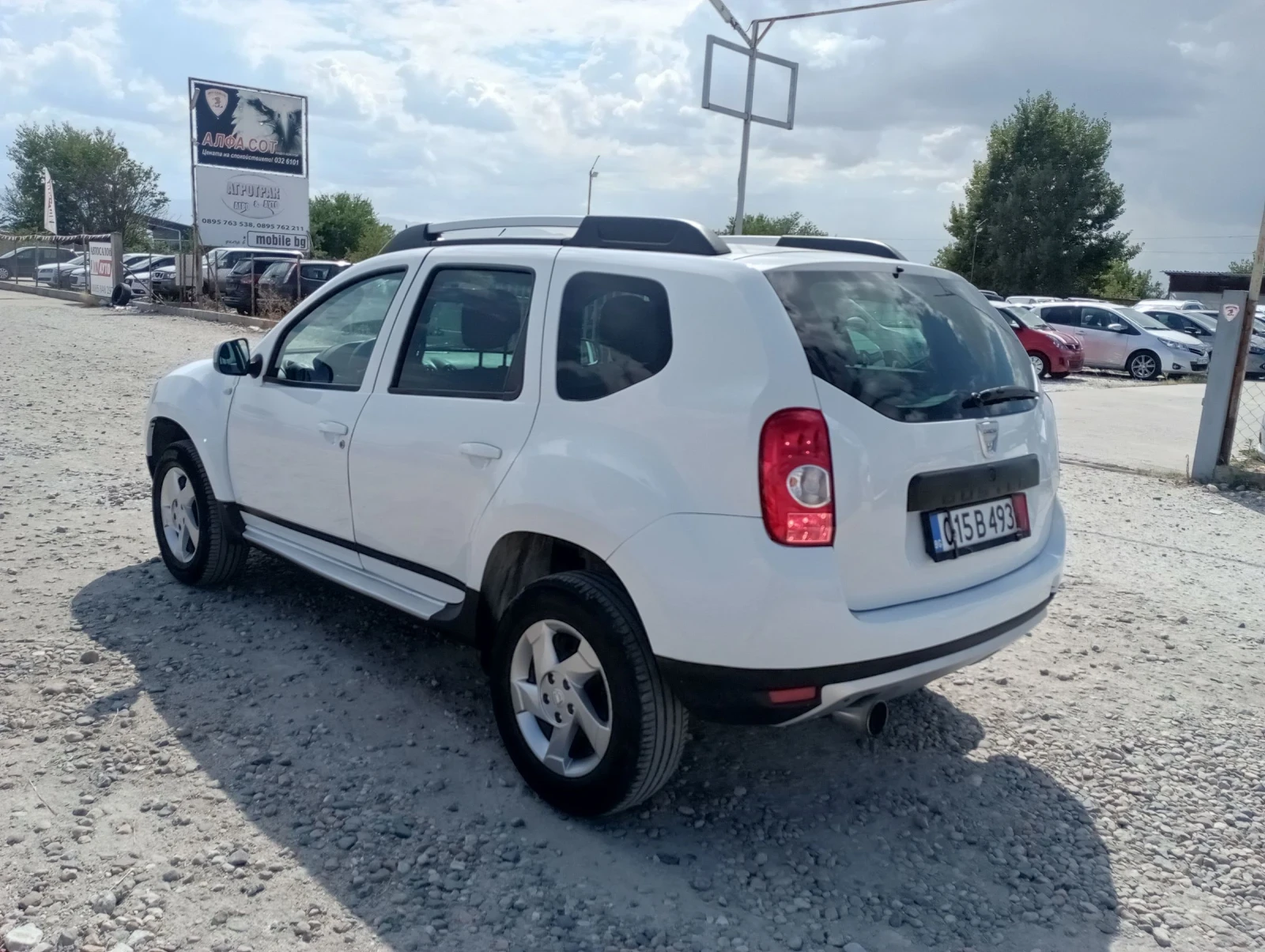 Dacia Duster 1.6, Италия, Евро 5 - изображение 6