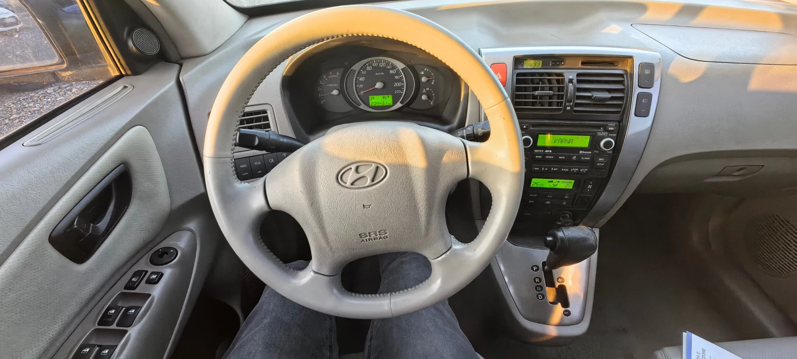 Hyundai Tucson 2.0TD 4x4 automat | Mobile.bg — изображение 13