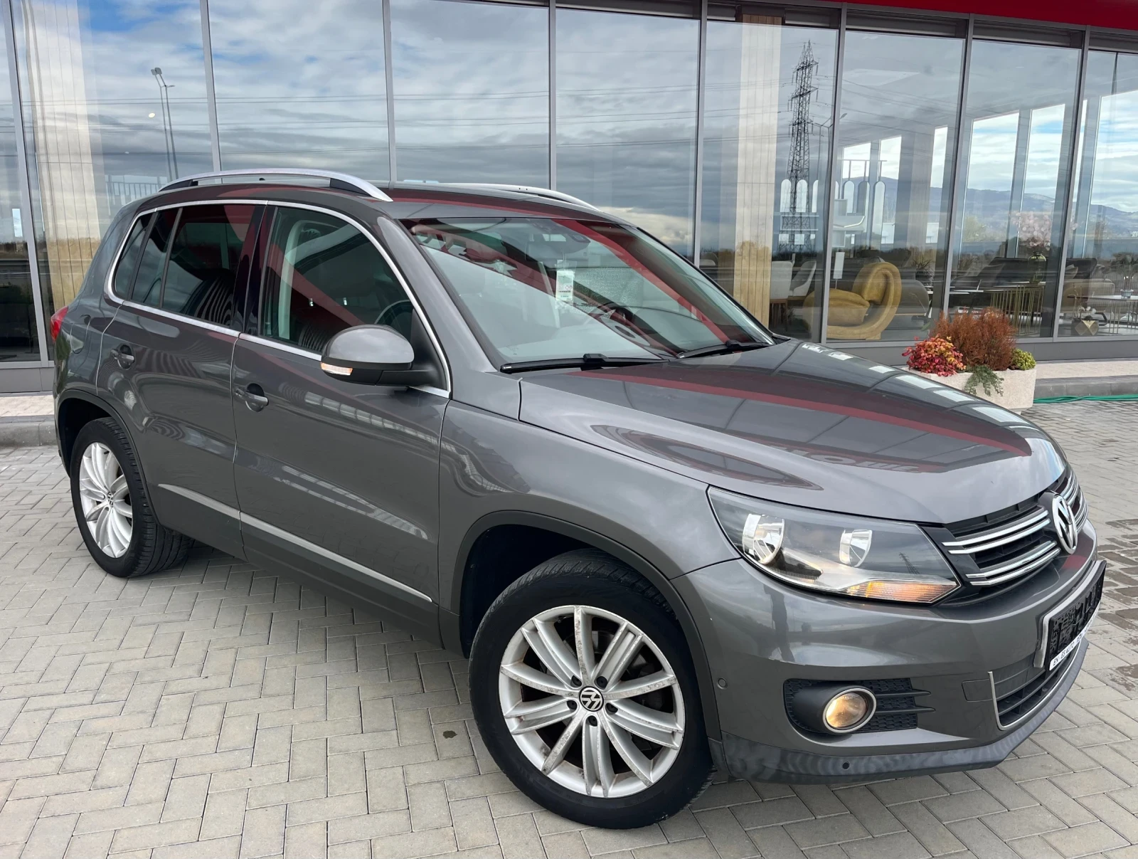 VW Tiguan 2.0TSI/Автоматик/4motion - изображение 3