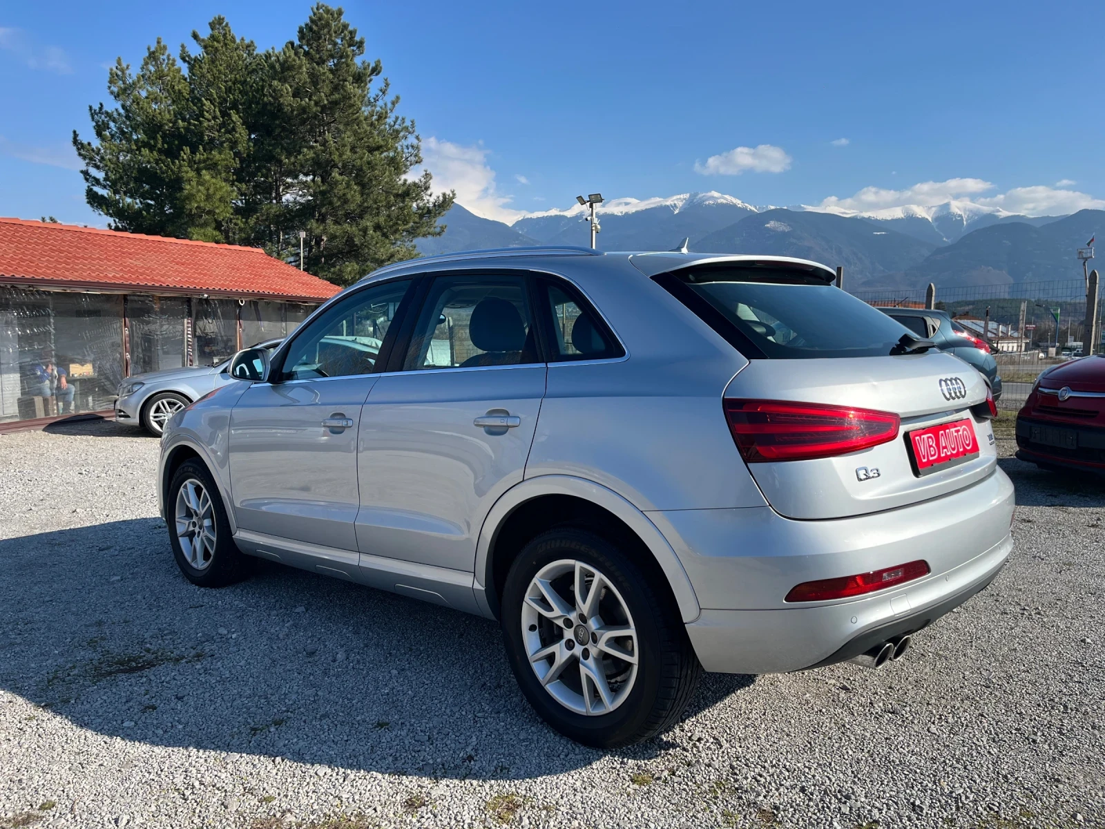 Audi Q3 Audi 2.0 TDI 177 Quattro, снимка 6 - Автомобили и джипове - 53736521