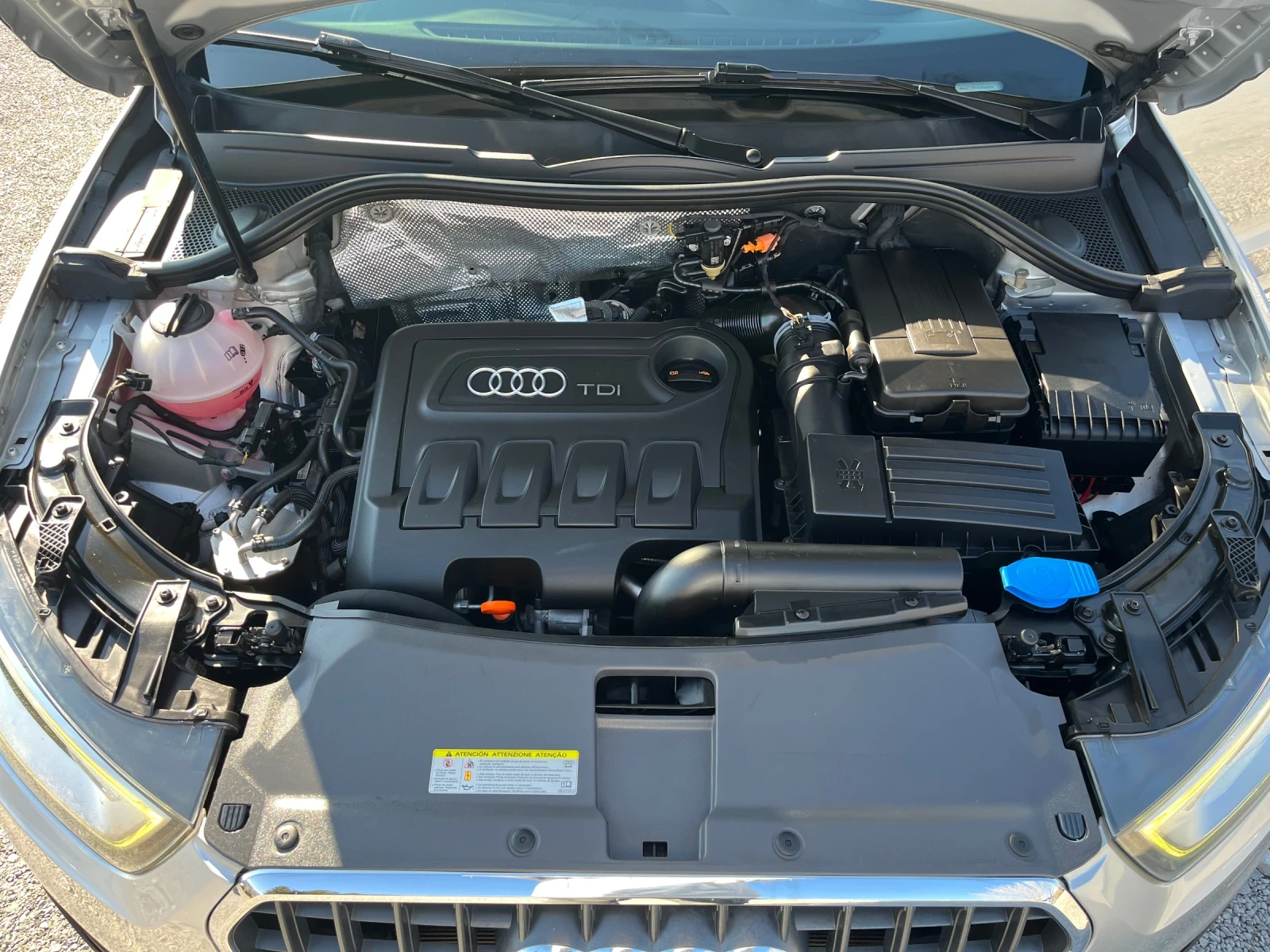 Audi Q3 Audi 2.0 TDI 177 Quattro, снимка 16 - Автомобили и джипове - 53736521