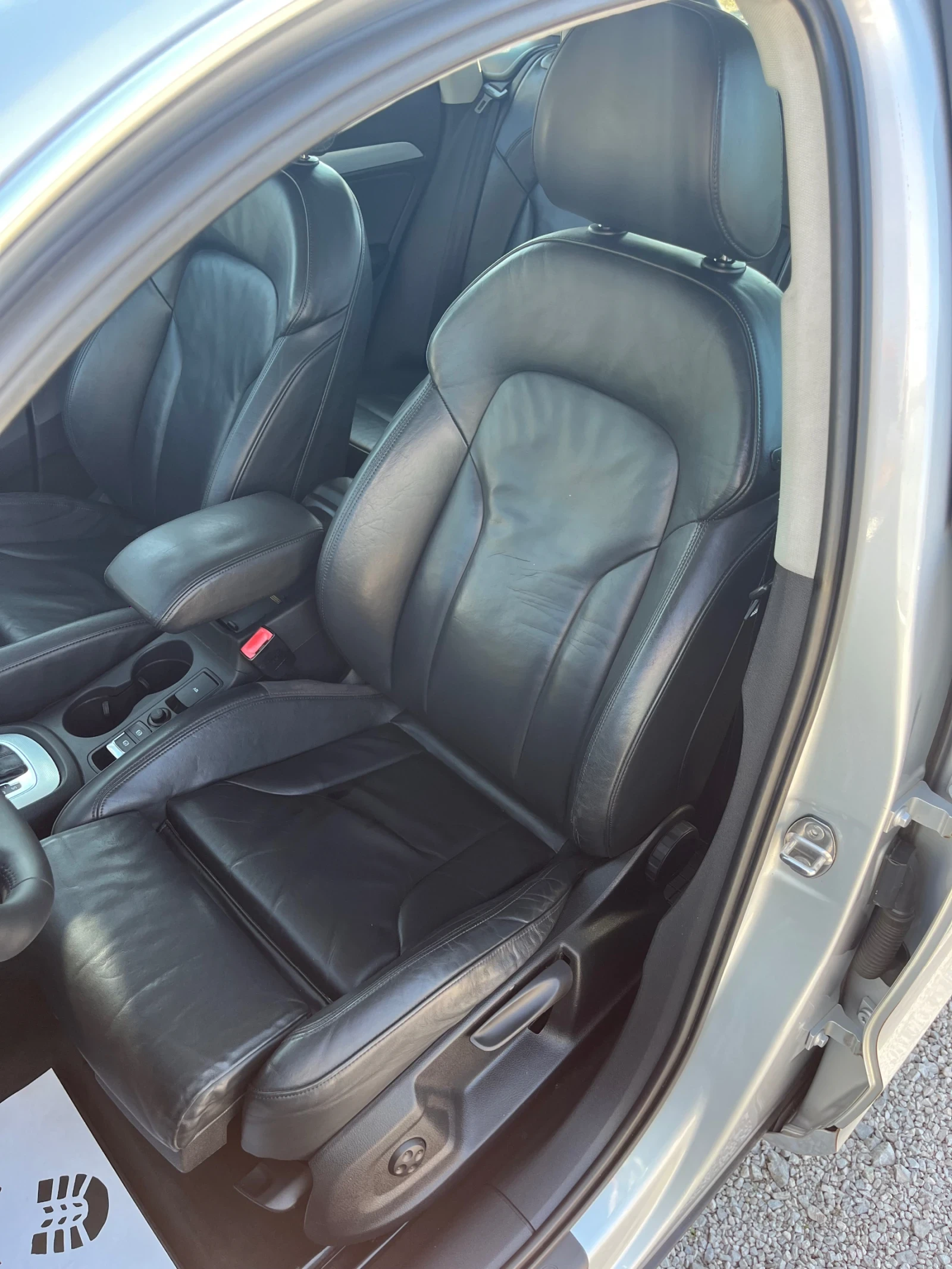 Audi Q3 Audi 2.0 TDI 177 Quattro, снимка 10 - Автомобили и джипове - 53736521