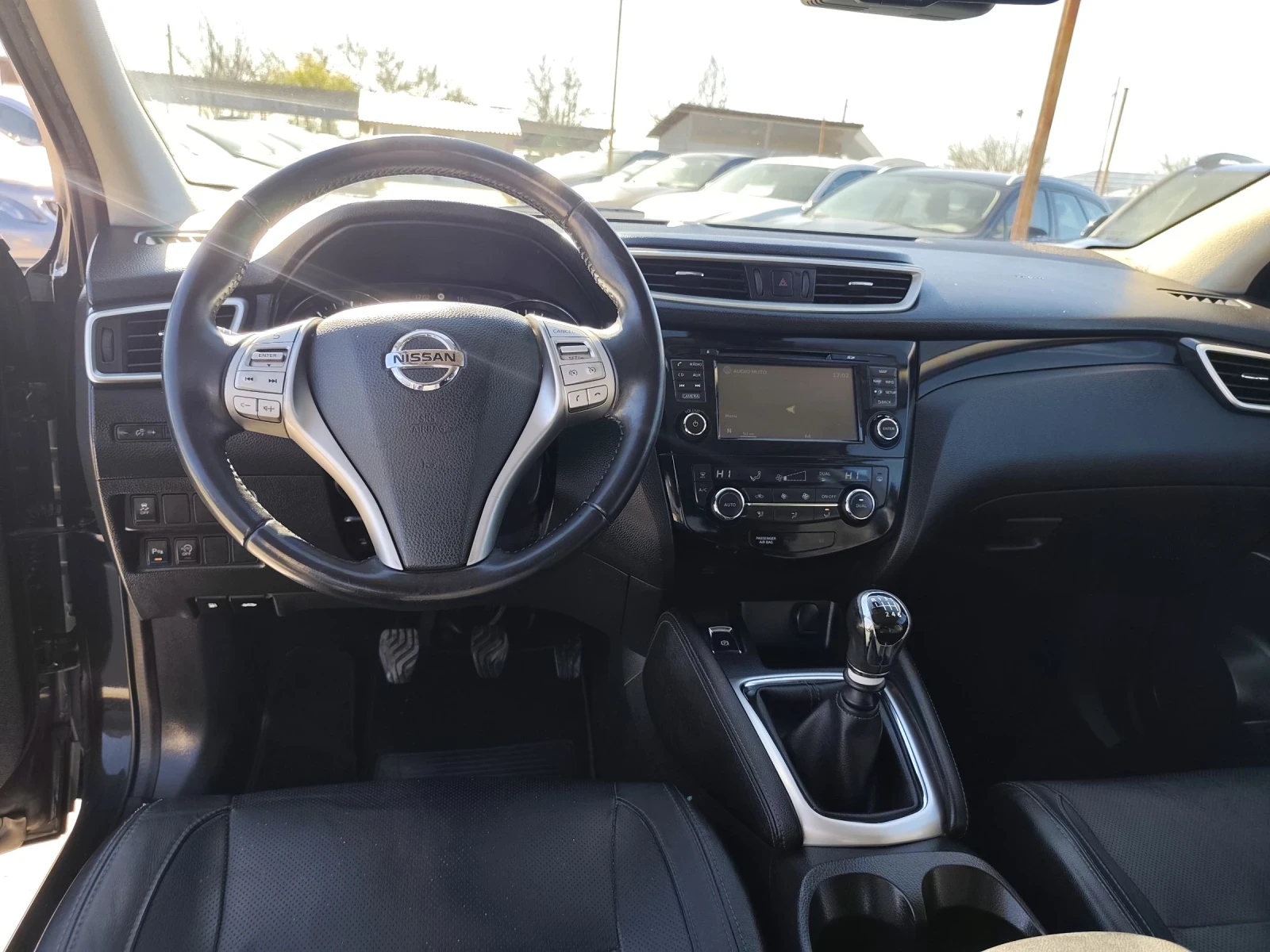 Nissan Qashqai 1.5DCI, 110кс, Италия, снимка 11 - Автомобили и джипове - 54156293