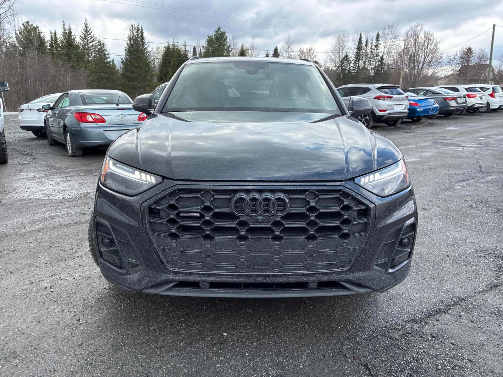 Audi Q3 Technik * CARFAX * АВТО КРЕДИТ * , снимка 2 - Автомобили и джипове - 54723142