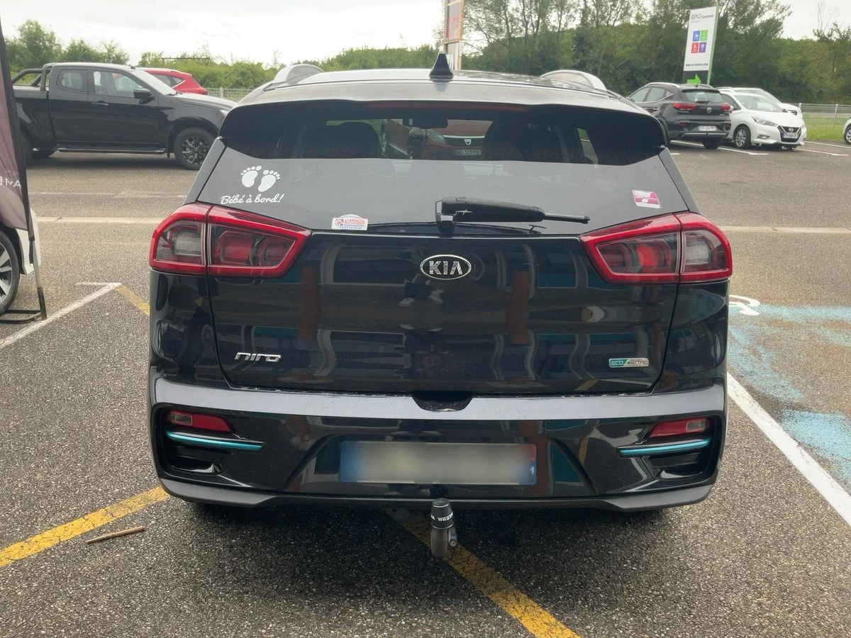 Kia Niro 64kw/204hp/Premium, снимка 3 - Автомобили и джипове - 55080055